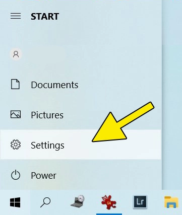 Captura de pantalla de Windows 10: menú de Inicio con la opción “Configuración”